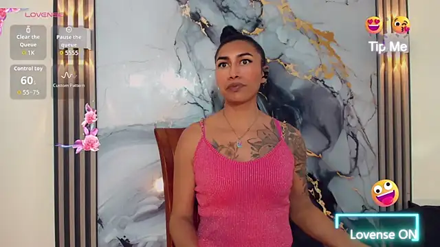 Snapshot of khiara_moretti chatting on February 25, 7:14 pm khiara moretti online show from February 25, 7:14 pm