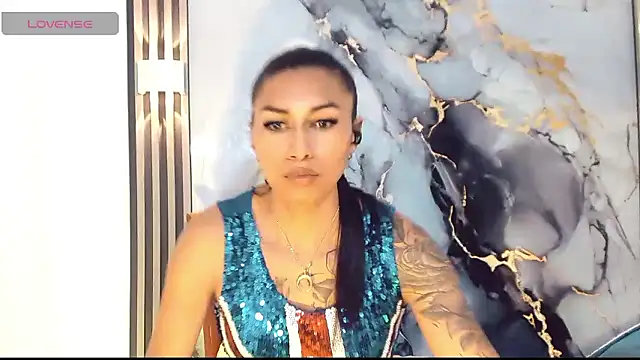 khiara moretti online show from January 9, 7:21 pm