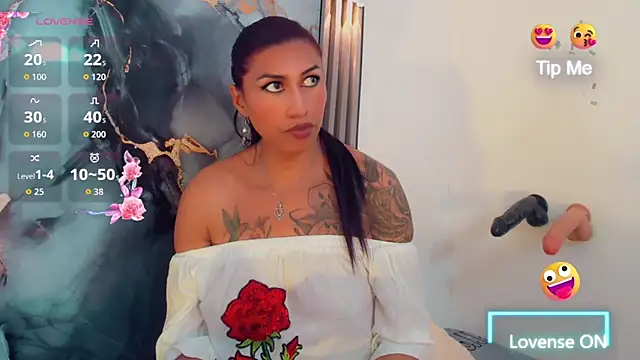 khiara moretti online show from April 1, 1:41 pm