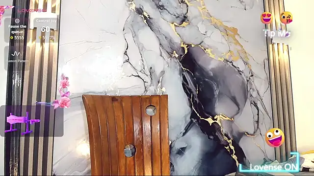 khiara moretti online show from January 6, 11:36 am