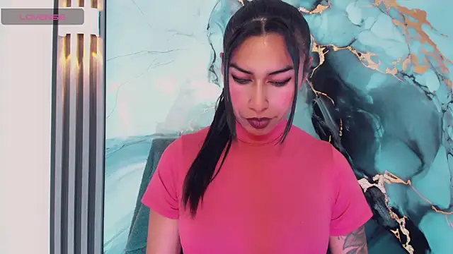 Snapshot of khiara_moretti chatting on February 4, 6:58 pm khiara moretti online show from February 4, 6:58 pm