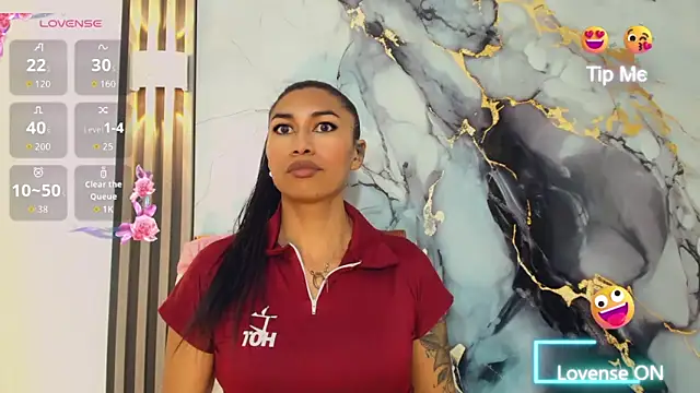 Snapshot of khiara_moretti chatting on February 9, 11:30 am khiara moretti online show from February 9, 11:30 am