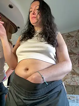 Snapshot of space_stacy chatting on February 21, 9:55 am space stacy online show from February 21, 9:55 am