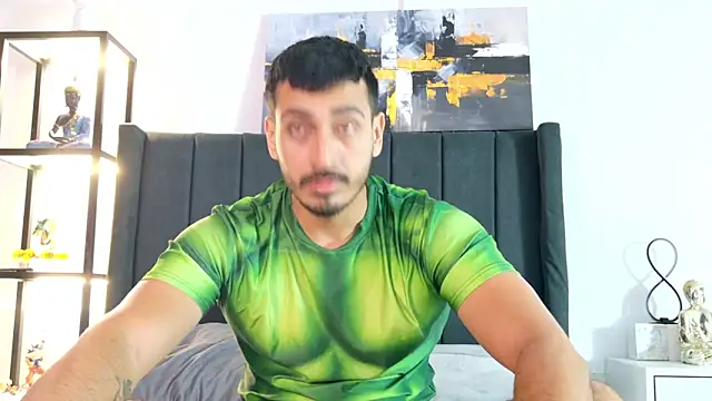 Snapshot of muscle_ares chatting on May 12, 11:33 pm muscle ares online show from May 12, 11:33 pm