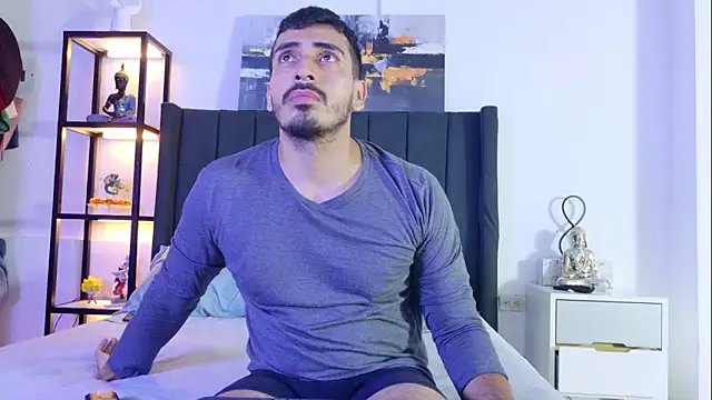 muscle ares online show from April 7, 9:38 pm