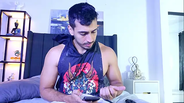 muscle ares online show from April 14, 11:43 pm