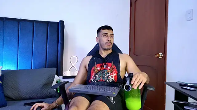 muscle ares online show from November 11, 11:53 pm