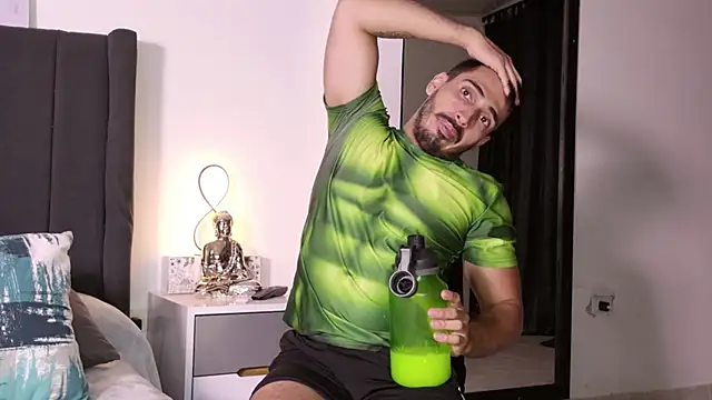 muscle ares online show from February 2, 11:59 pm