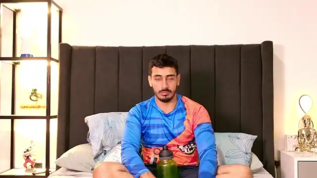 muscle ares online show from January 6, 11:20 pm