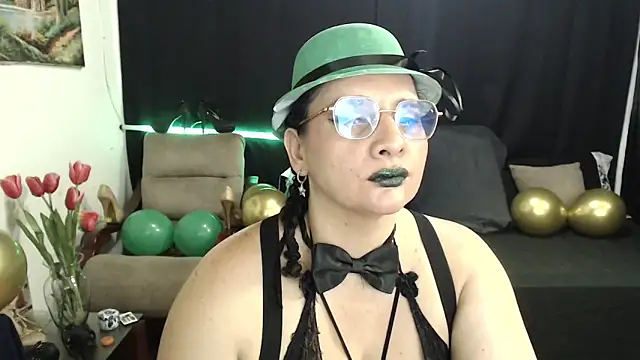 Aleja Gonzales online show from March 17, 7:06 pm