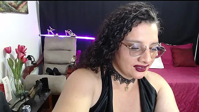 Aleja Gonzales online show from June 3, 1:50 am