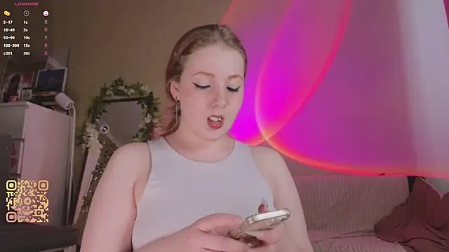 Snapshot of Miss_Ida_ chatting on June 16, 2:06 pm Miss Ida online show from June 16, 2:06 pm