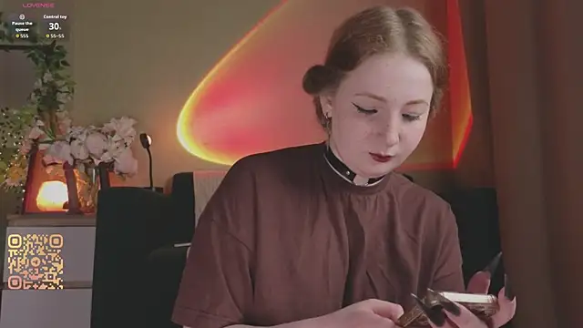 Snapshot of Miss_Ida_ chatting on April 23, 10:00 pm Miss Ida online show from April 23, 10:00 pm