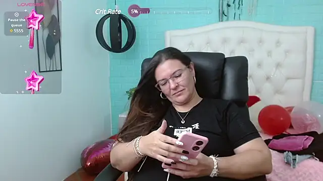 Snapshot of MsJossie chatting on February 25, 6:14 am MsJossie online show from February 25, 6:14 am