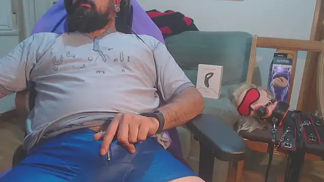 master4subslut online show from September 18, 8:45 pm