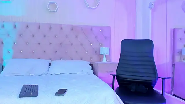 Agathaargent  online show from November 2, 4:28 am