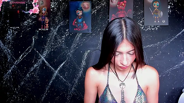 Agathaargent  online show from June 5, 9:20 pm