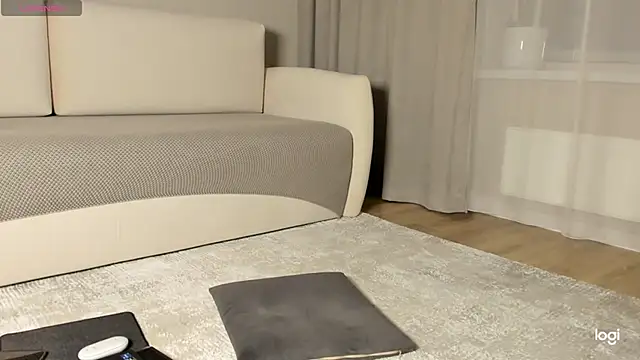 AmelinaLove online show from January 14, 1:31 am