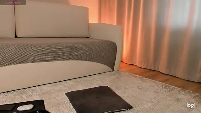 AmelinaLove online show from February 23, 3:52 am