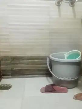 Snapshot of Shoni__ chatting on December 16, 8:20 am Shoni online show from December 16, 8:20 am