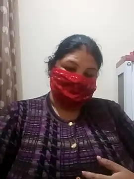 Snapshot of Shoni__ chatting on December 17, 6:09 pm Shoni online show from December 17, 6:09 pm