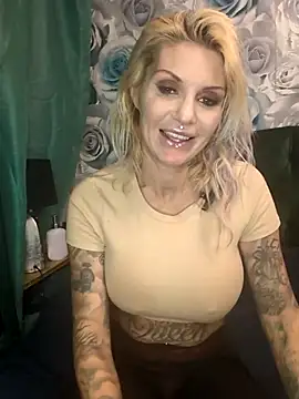 Ninasweden online show from December 17, 9:09 pm