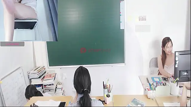 Snapshot of _Math_ chatting on July 16, 2:41 am Math online show from July 16, 2:41 am