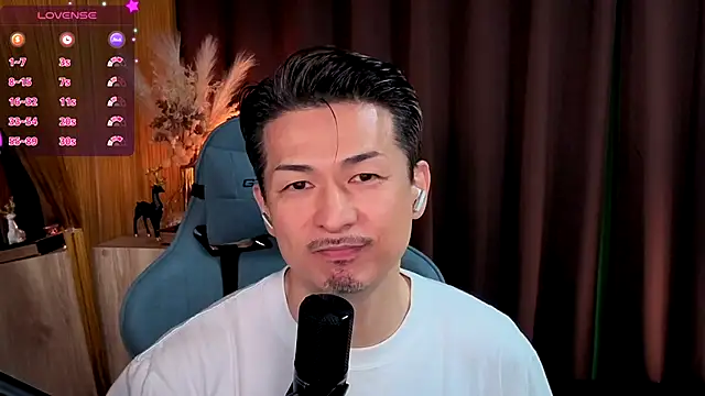 HARU-outdoor-x online show from November 2, 2:22 pm