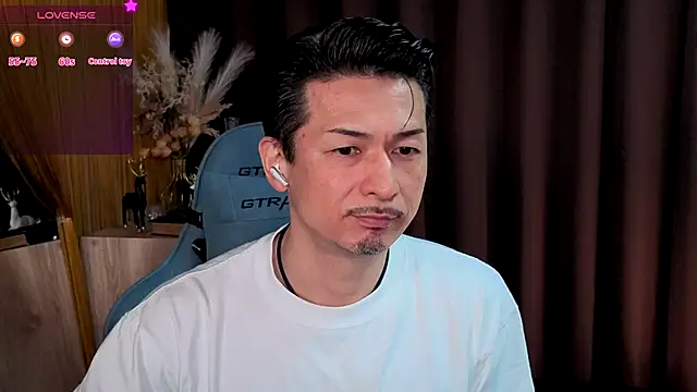 HARU-outdoor-x online show from October 19, 2:09 pm