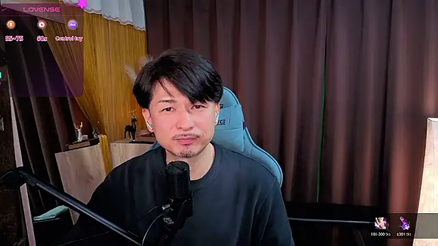 HARU-outdoor-x online show from November 30, 2:18 pm