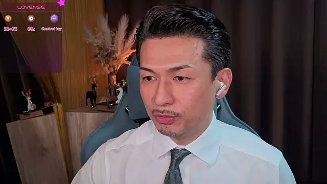 HARU-outdoor-x online show from November 6, 2:10 pm