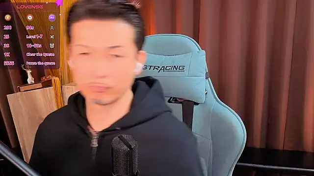 HARU-outdoor-x online show from November 14, 2:32 pm