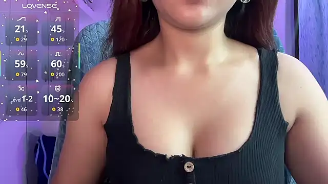 Snapshot of Royal_girl_1 chatting on September 19, 5:06 pm Royal girl 1 online show from September 19, 5:06 pm