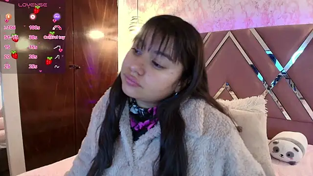 Snapshot of Miaa_Smiith1 chatting on February 11, 12:15 pm Miaa Smiith1 online show from February 11, 12:15 pm