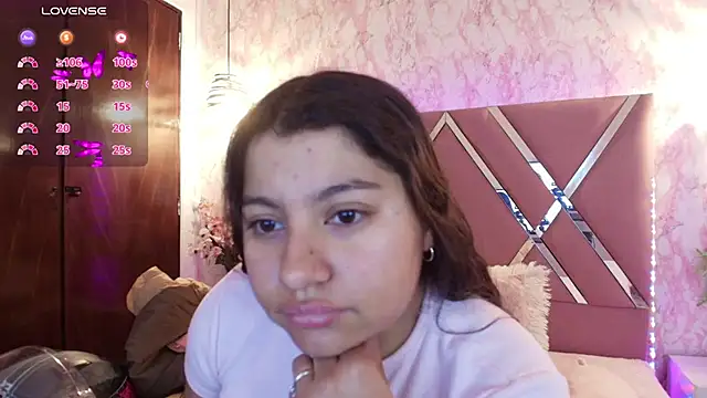 Snapshot of Miaa_Smiith1 chatting on March 7, 12:12 pm Miaa Smiith1 online show from March 7, 12:12 pm