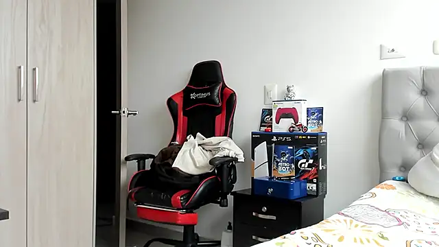 jacob firexx online show from October 31, 2:13 pm