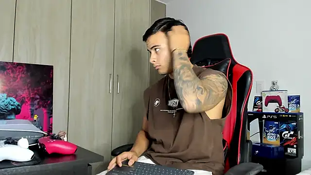 jacob firexx online show from October 31, 2:08 am