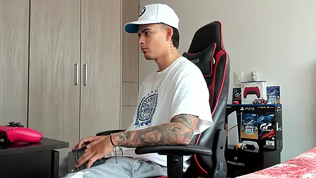 jacob firexx online show from November 2, 4:12 pm