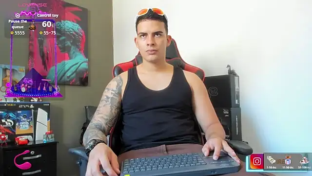 Snapshot of jacob_firexx chatting on June 1, 5:01 pm jacob firexx online show from June 1, 5:01 pm