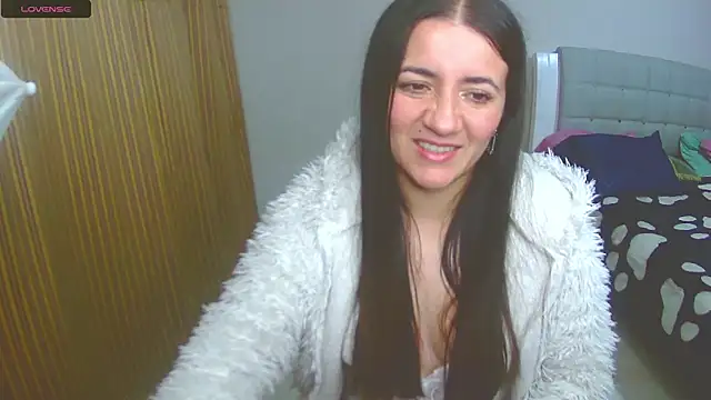 Dayanna Smitt online show from February 14, 2:07 am