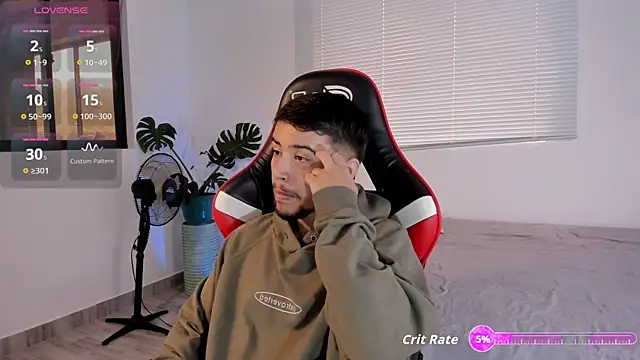 Snapshot of ftmphilip_ chatting on October 25, 12:17 pm ftmphilip online show from October 25, 12:17 pm