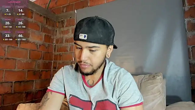 Snapshot of ftmphilip_ chatting on July 14, 12:22 pm ftmphilip online show from July 14, 12:22 pm