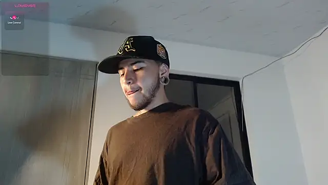 ftmphilip  online show from January 5, 11:08 pm