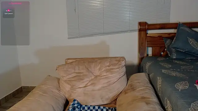 ftmphilip  online show from January 10, 12:39 am