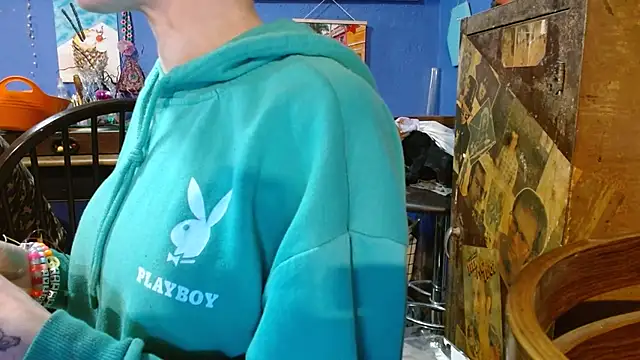 watermellonpussy online show from November 17, 1:42 am