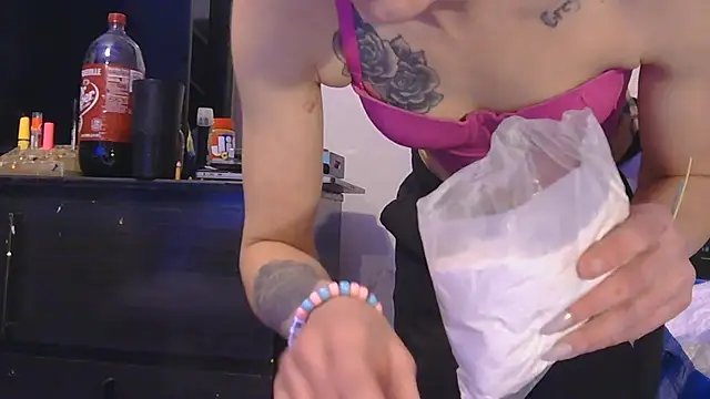 watermellonpussy online show from November 1, 11:26 am