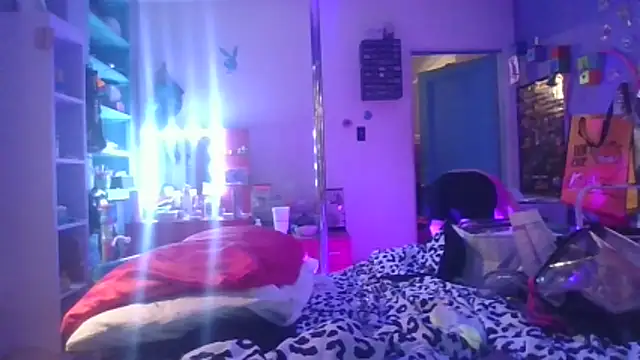 watermellonpussy online show from February 25, 8:41 pm