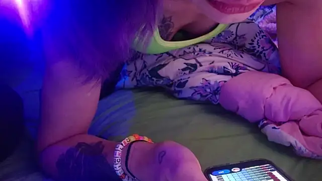 watermellonpussy online show from April 12, 1:58 pm