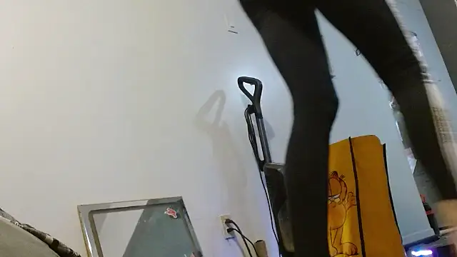 watermellonpussy online show from March 19, 5:07 am