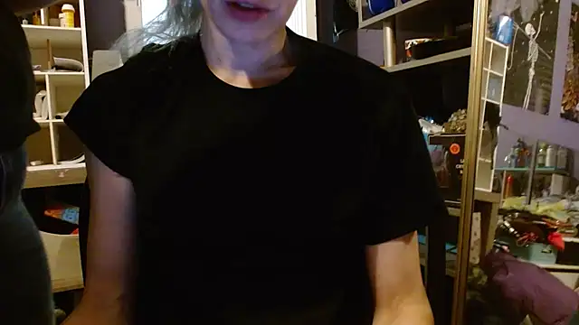 watermellonpussy online show from November 26, 4:12 am